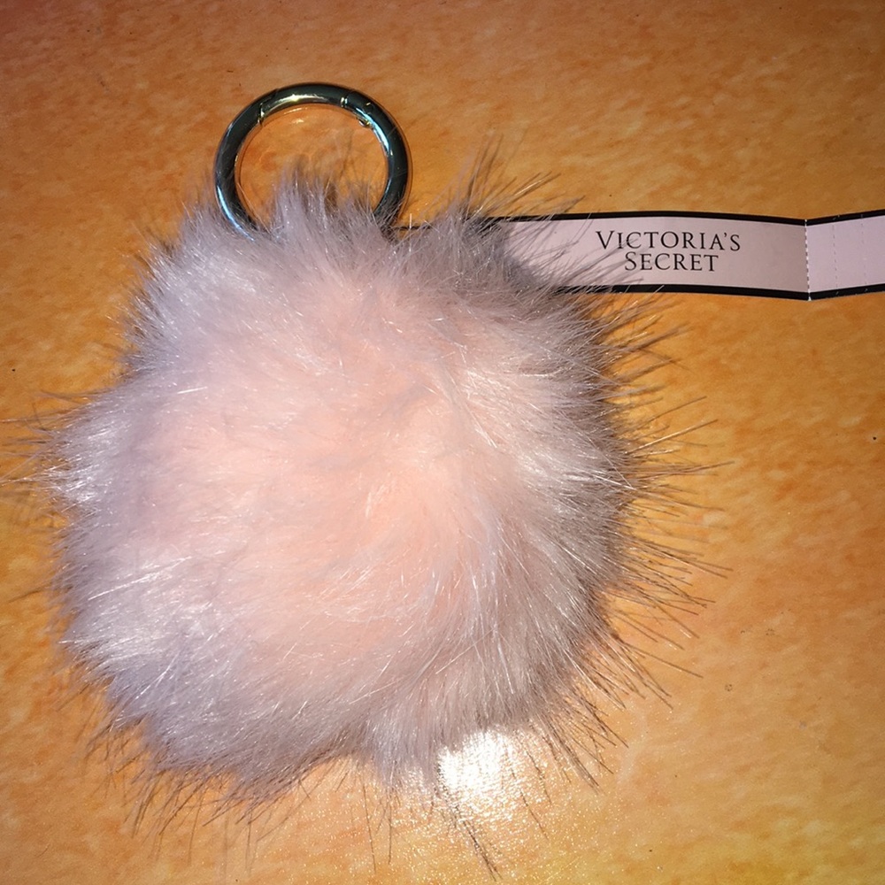 Faux Fur Poof